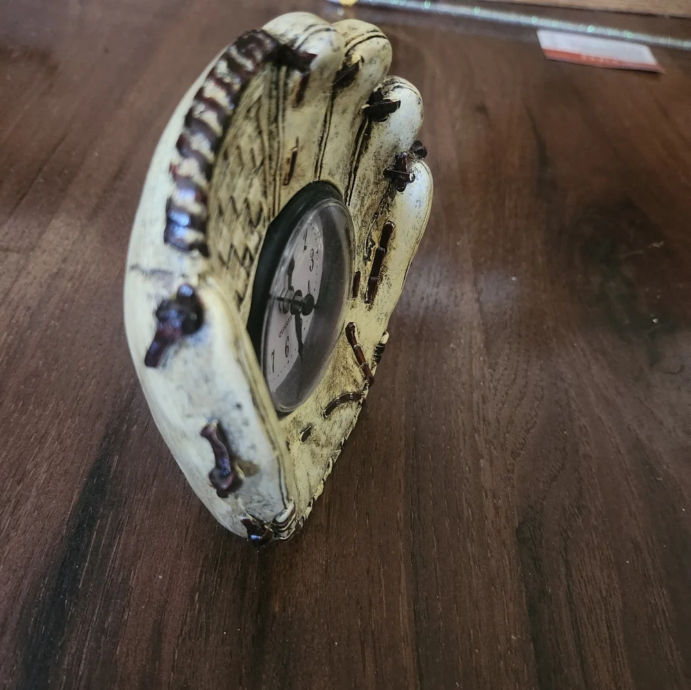 Baseball Glove Clock